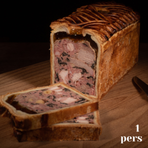 Pâté-Croûte Cochon, trompettes de la mort et noisettes - la tranche